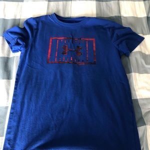 Under armor shirt